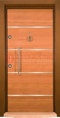 Коричневая входная дверь c МДФ панелью ЧД-11 в частный дом в Казани
