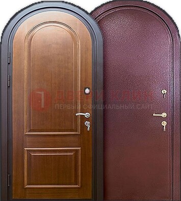 Железная арочная дверь с МДФ внутри ДА-14 в Казани