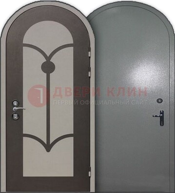 Серая входная арочная дверь ДА-2 в частный дом в Казани