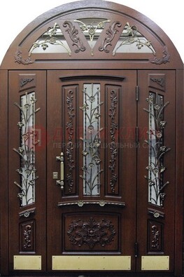 Железная арочная дверь со стеклом и ковкой ДА-31 для кирпичного дома в Казани