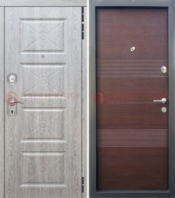 Серая филенчатая входная дверь МДФДМ-252 в Казани