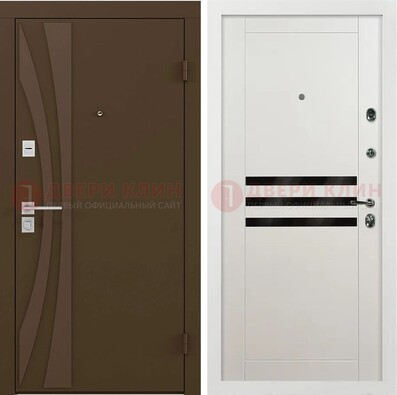 Стальная коричневая дверь с МДФ панелями ДМ-293 в Казани