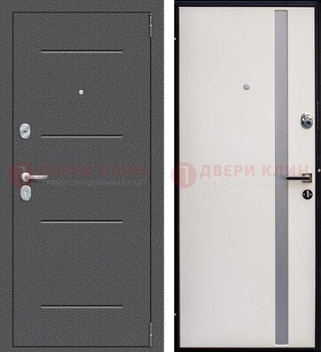 Железная дверь с порошковым напылением и белой МДФ ДП-212 в Казани
