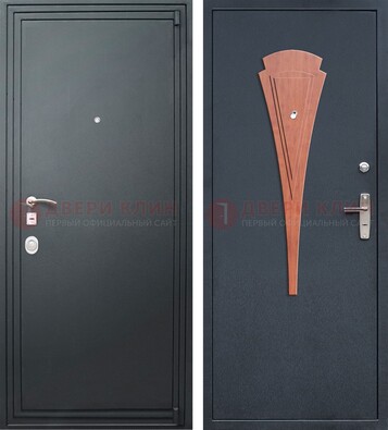 Черная железная дверь с порошковым покрытием и накладкой МДФ внутри ДП-245 в Казани