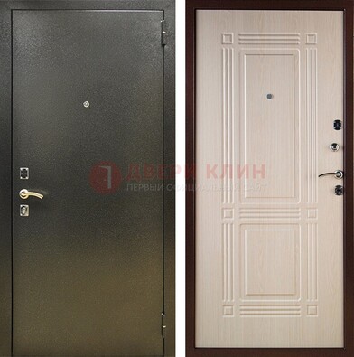 Стальная темно-серая дверь с порошковым напылением и МДФ Белый дуб ДП-277 в Казани