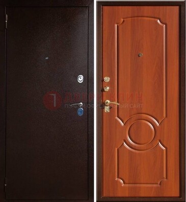 Темная железная дверь с порошковым напылением ДП-46 в Казани