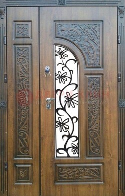 Морозостойкая металлическая парадная дверь ДПР-12 в Казани