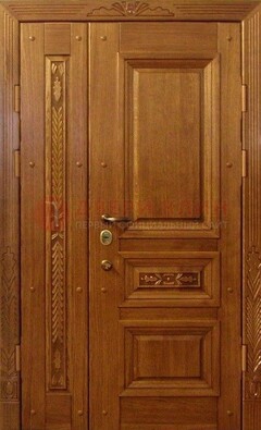 Распашная металлическая парадная дверь ДПР-62 в Казани