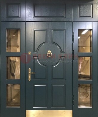 Стальная парадная дверь ДПР-64 со стеклопакетом в Казани