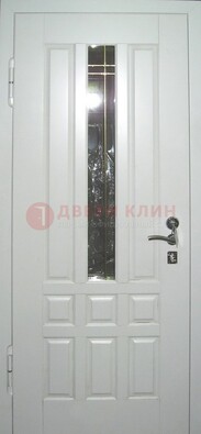 Белая металлическая дверь со стеклом ДС-1 в загородный дом в Казани