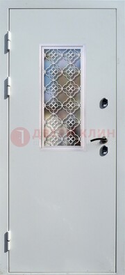 Серая металлическая дверь со стеклом и ковкой ДС-75 в Казани