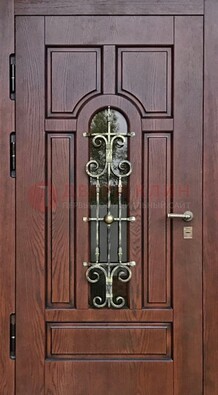 Cтальная дверь со стеклом и ковкой в коричневом цвете ДСК-119 в Казани