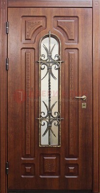 Тяжелая стальная дверь со стеклом и ковкой ДСК-42 в Казани