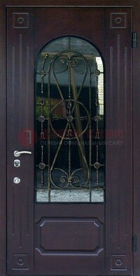 Стальная дверь со стеклом и ковкой ДСК-80 в загородный дом в Казани