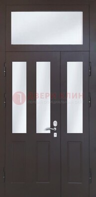 Черная тамбурная дверь со стеклянными вставками ДТМ-38 в Казани